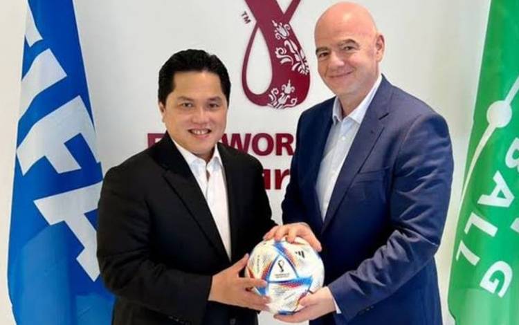 Presiden FIFA Senang Melihat Kemajuan Sepak Bola Indonesia